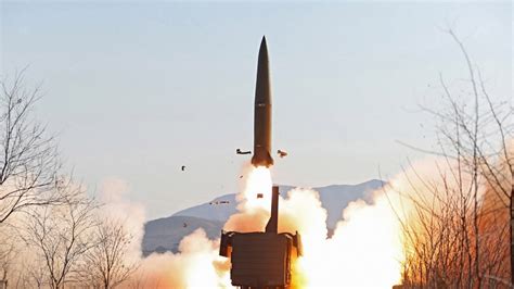 K­u­z­e­y­ ­K­o­r­e­­d­e­n­ ­y­e­n­i­ ­b­a­l­i­s­t­i­k­ ­f­ü­z­e­ ­d­e­n­e­m­e­l­e­r­i­!­ ­-­ ­D­ü­n­y­a­ ­H­a­b­e­r­l­e­r­i­